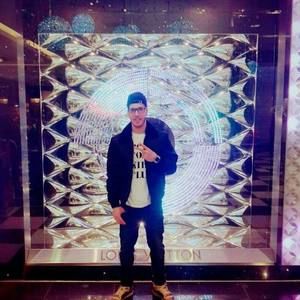 Meet your Posher, Daved francisco